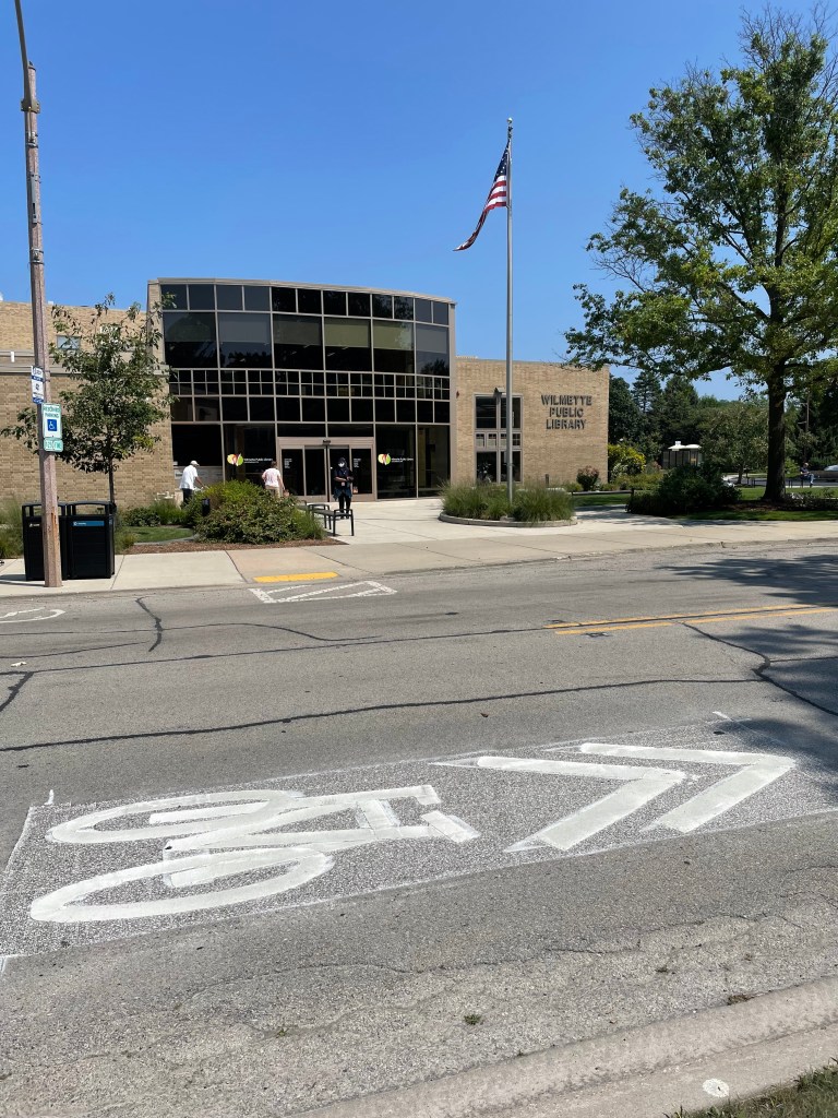 Sharrow in front of the Wilmette Public Library